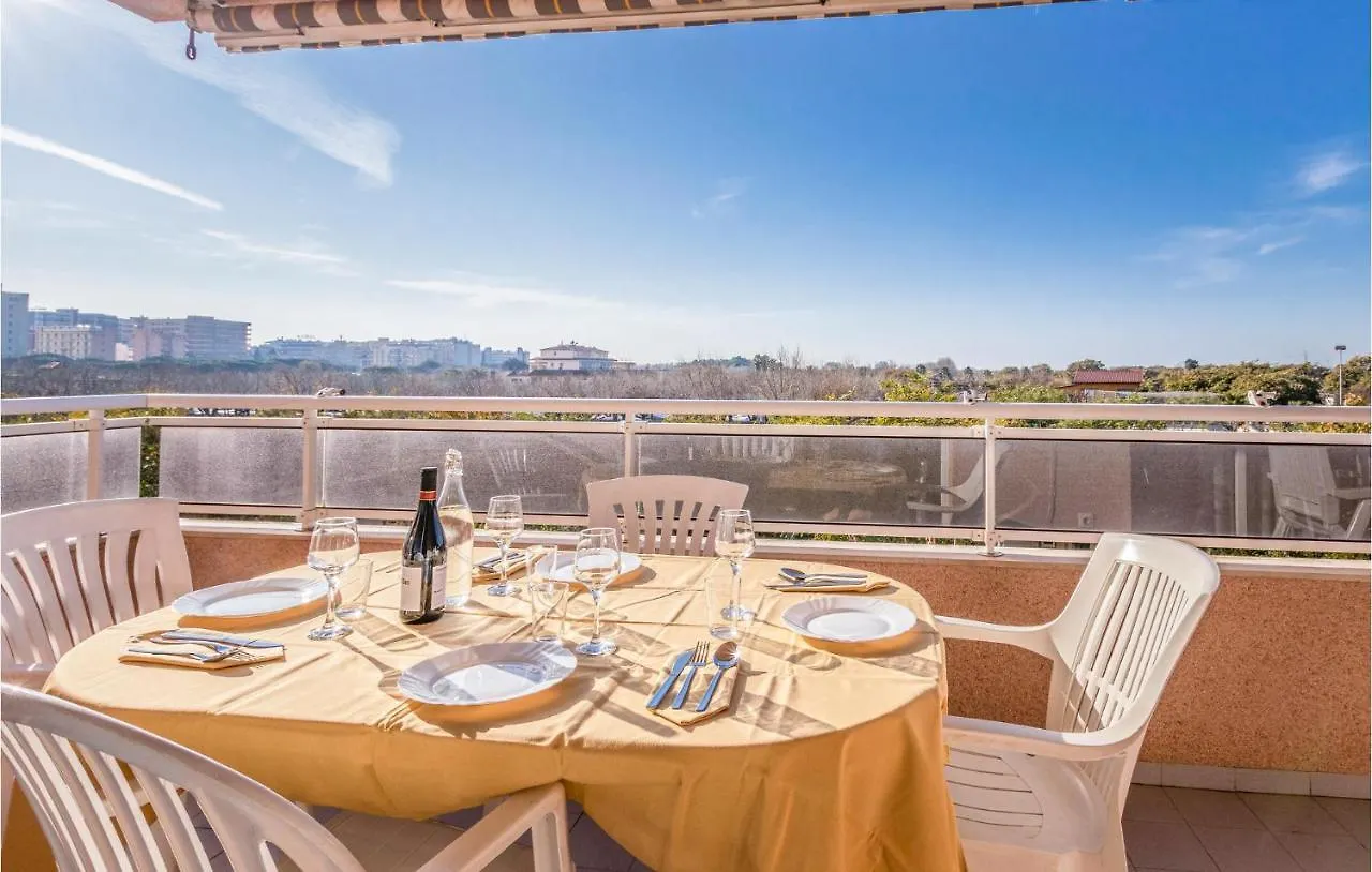 Awesome Apartment In Blanes